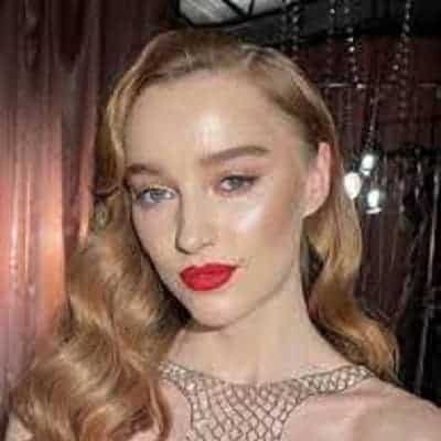 Phoebe Dynevor - Famous Actress