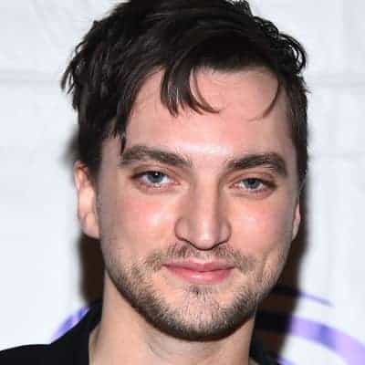 Richard Harmon - Famous Actor