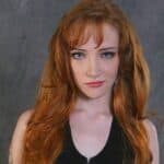 Scarlett Pomers - Famous Voice Actor