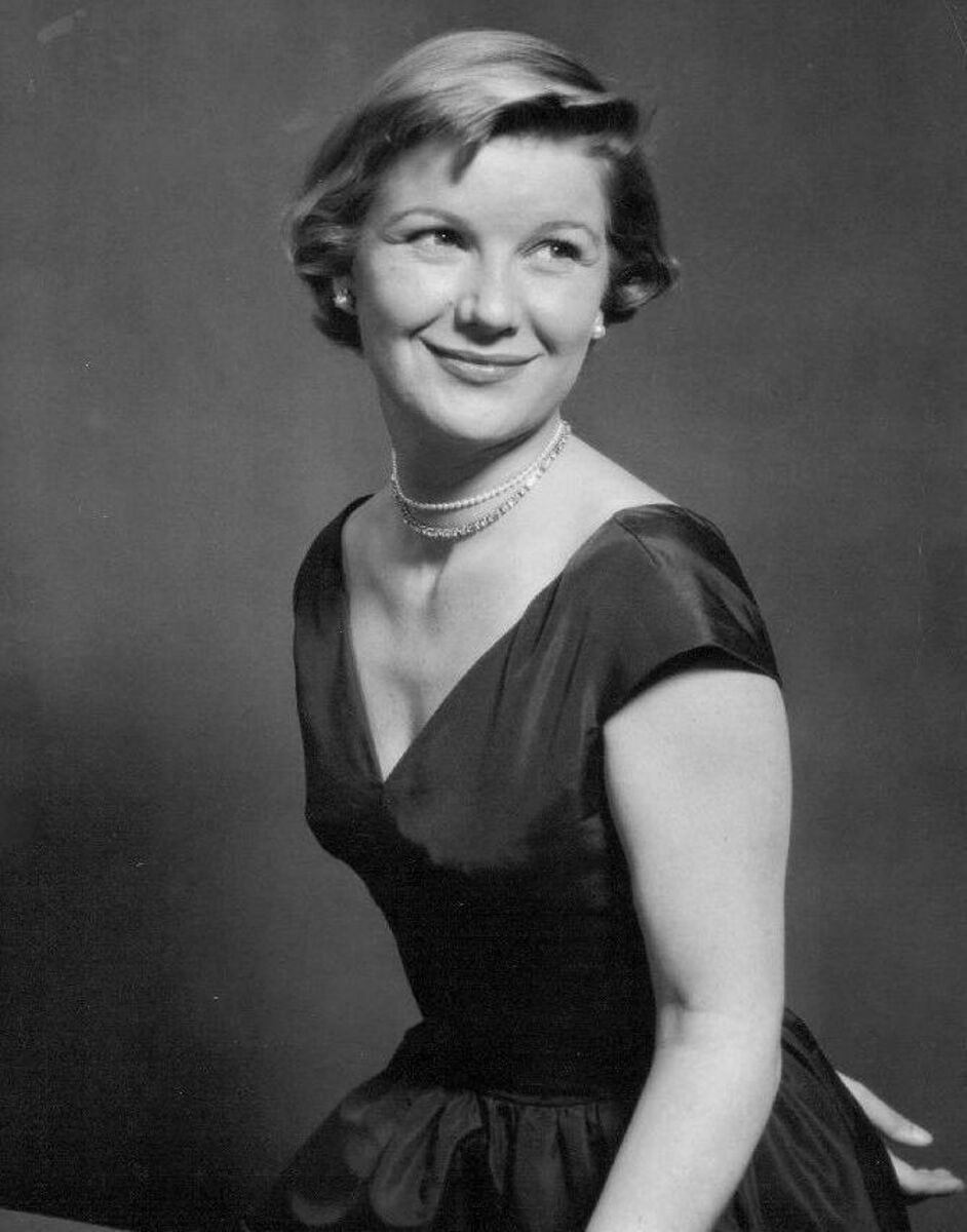 Barbara Bel Geddes - Famous Actor