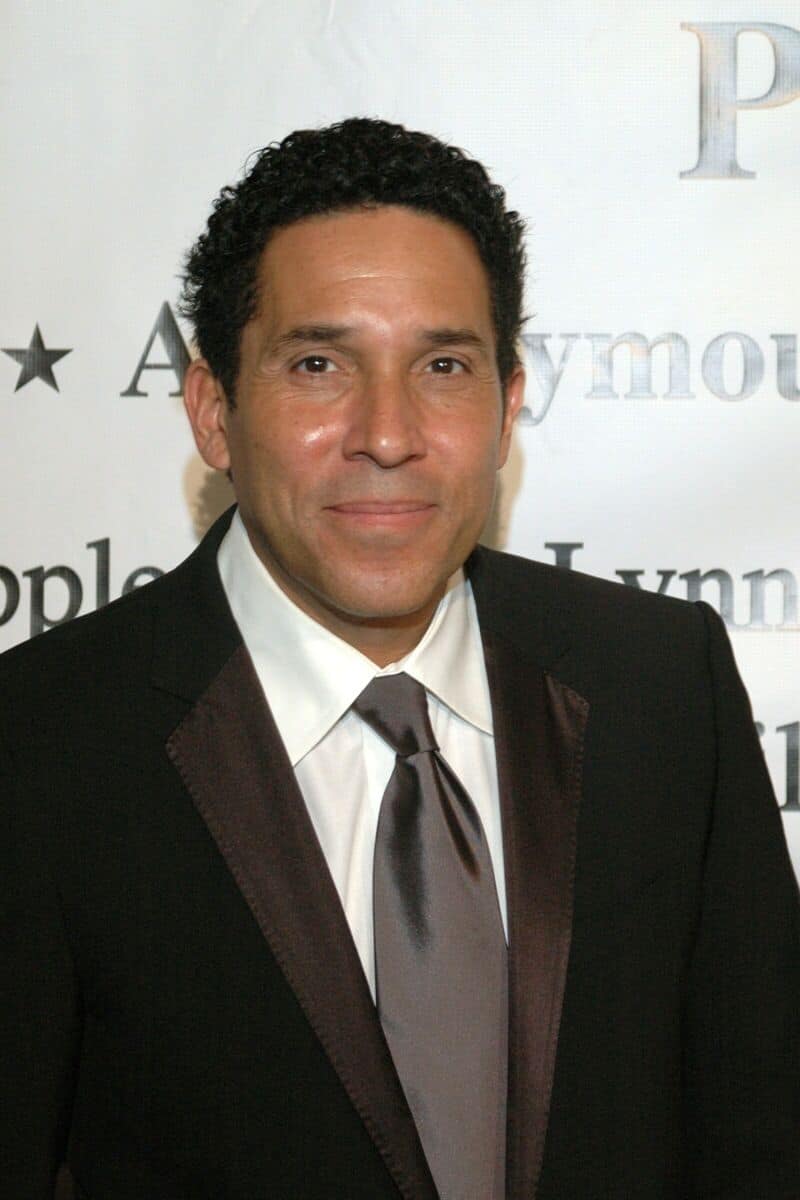 Oscar Nunez - Famous Television Director