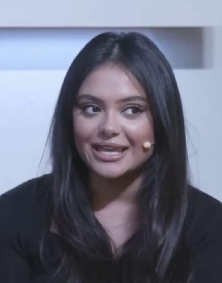 Afshan Azad - Famous Model