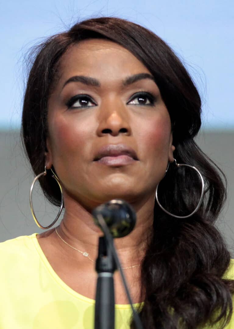 Angela Bassett - Famous Voice Actor