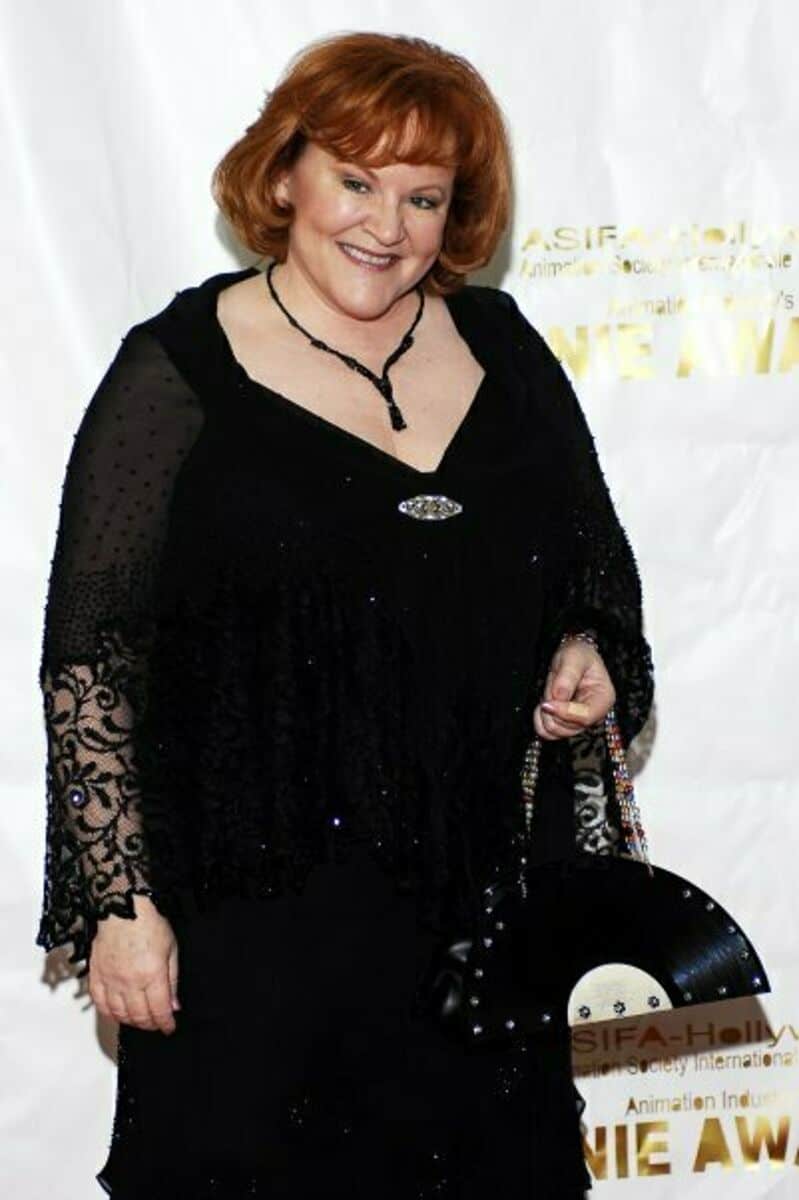 Edie McClurg - Famous Journalist