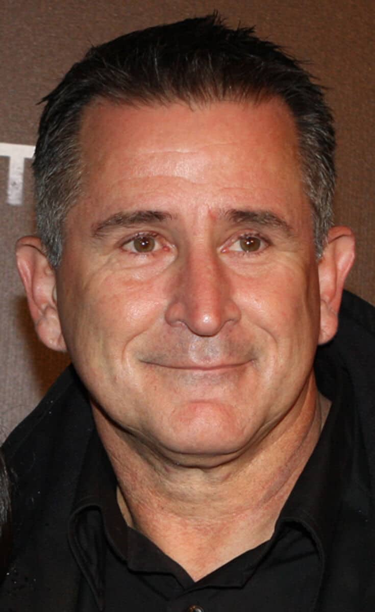 Anthony LaPaglia - Famous Film Producer