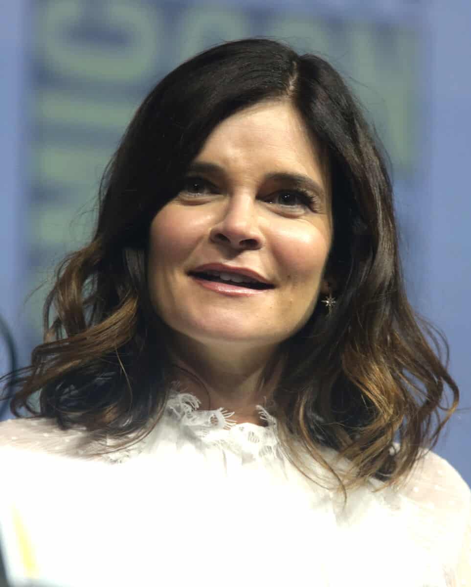 Betsy Brandt - Famous Actor