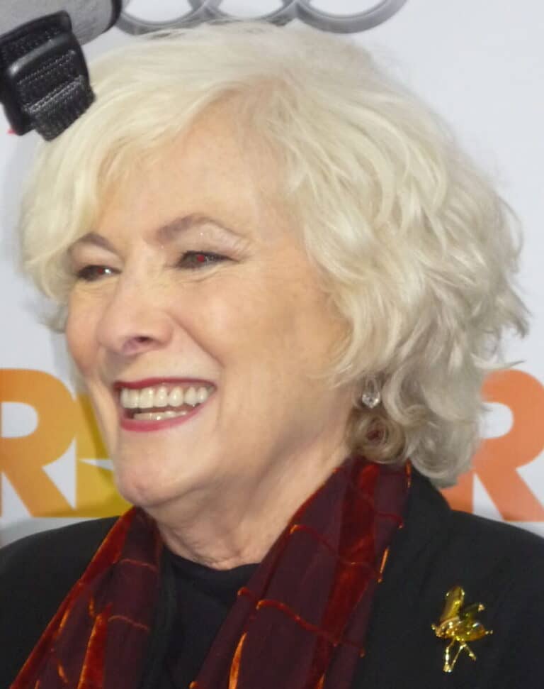 Betty Buckley - Famous Singer