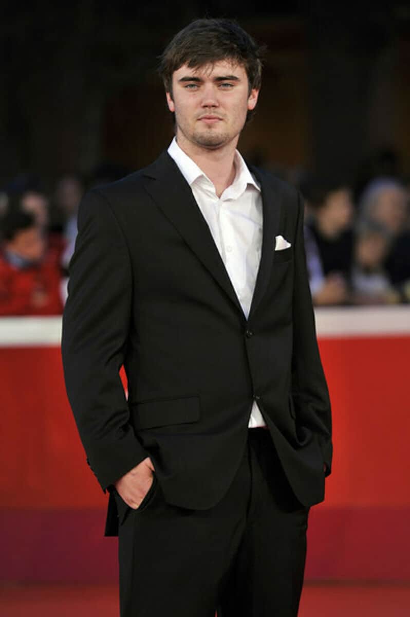 Cameron Bright - Famous Actor