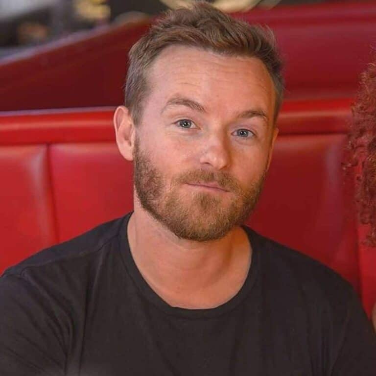 Christopher Masterson - Famous Actor