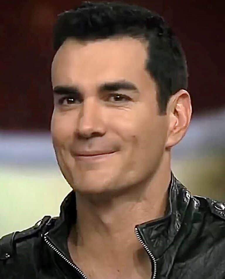 David Zepeda - Famous Actor