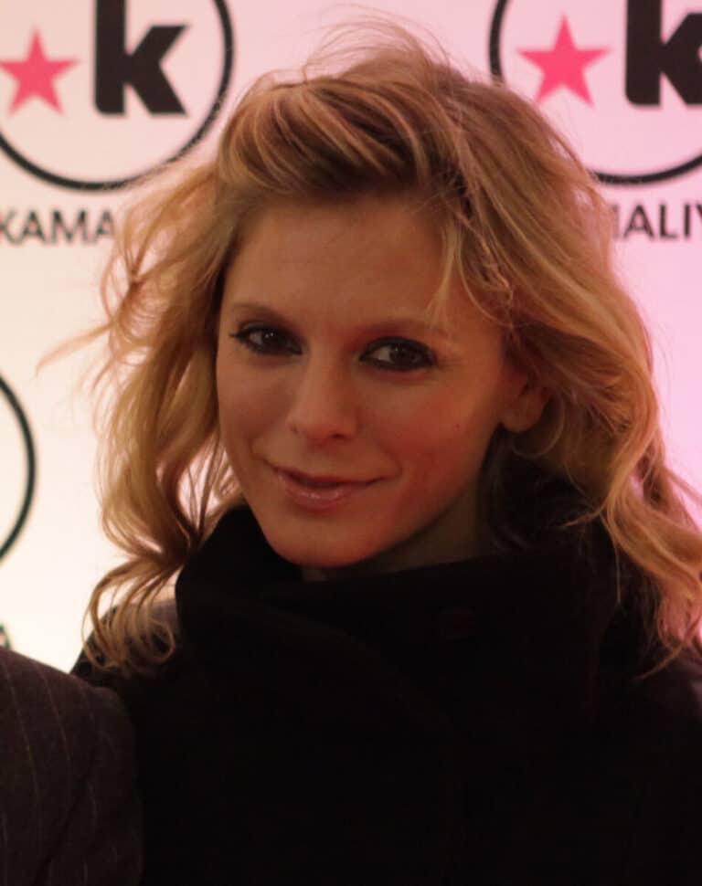 Emilia Fox - Famous Actor