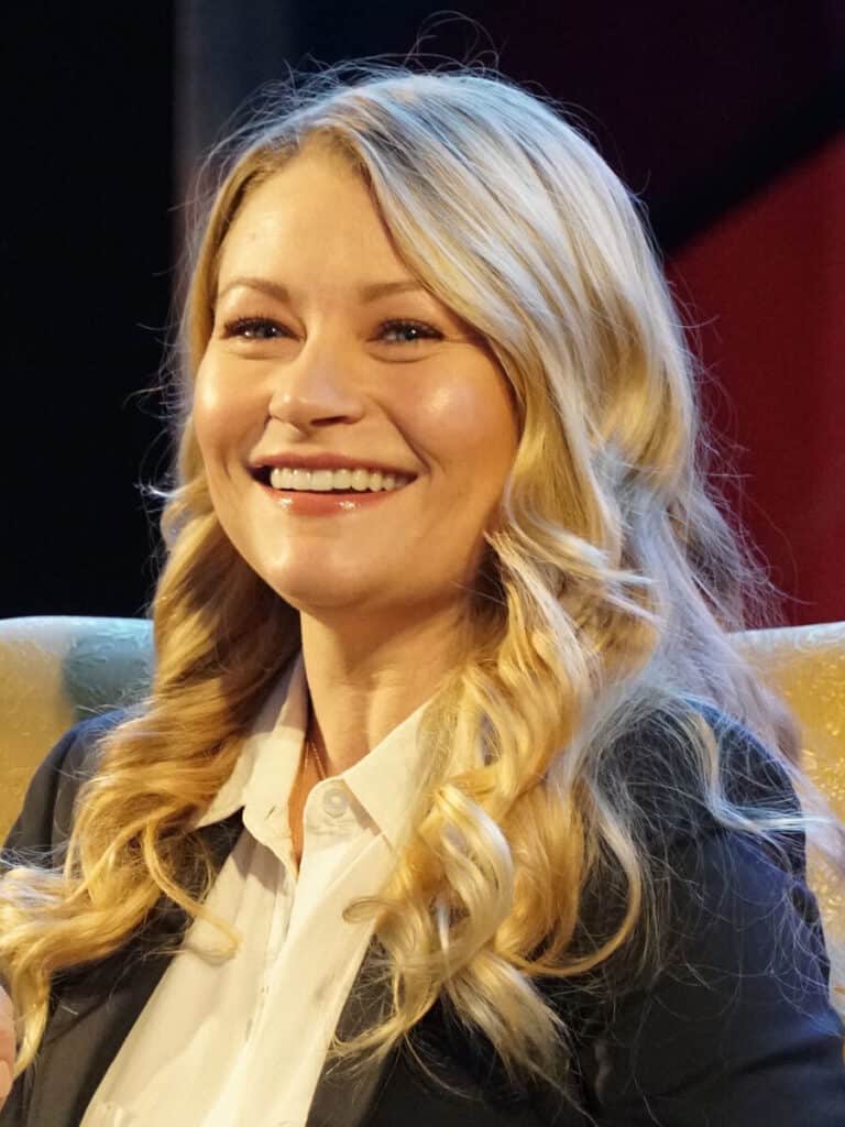 Emilie De Ravin - Famous Actor