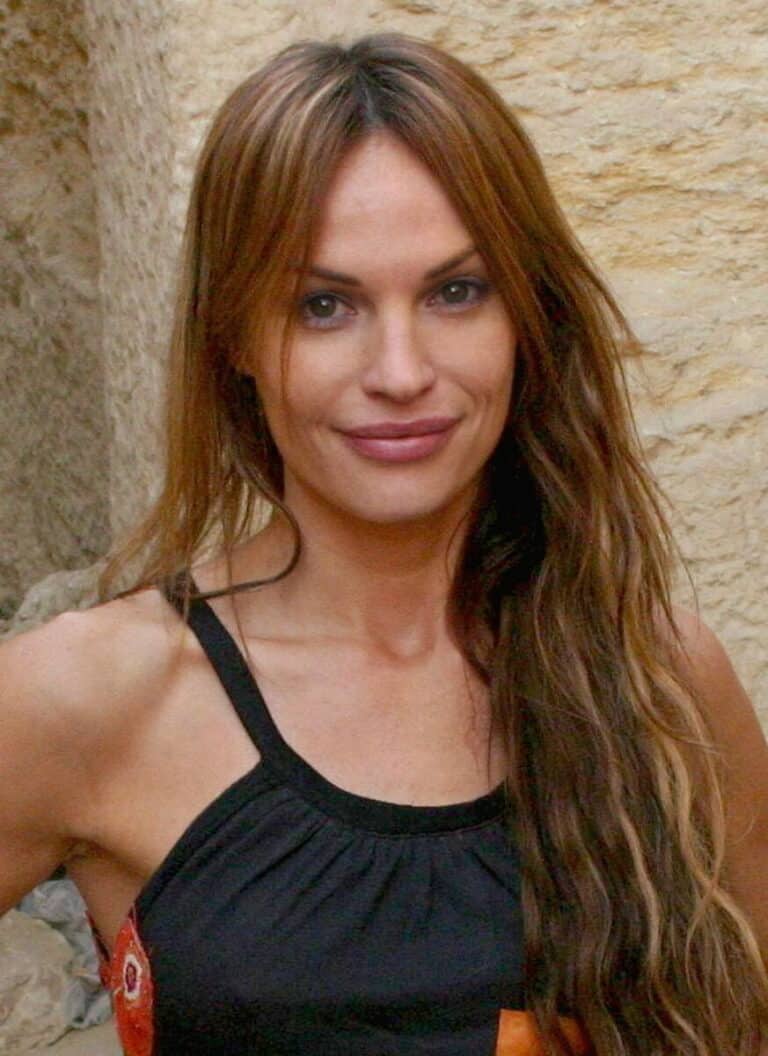 Jolene Blalock - Famous Actor