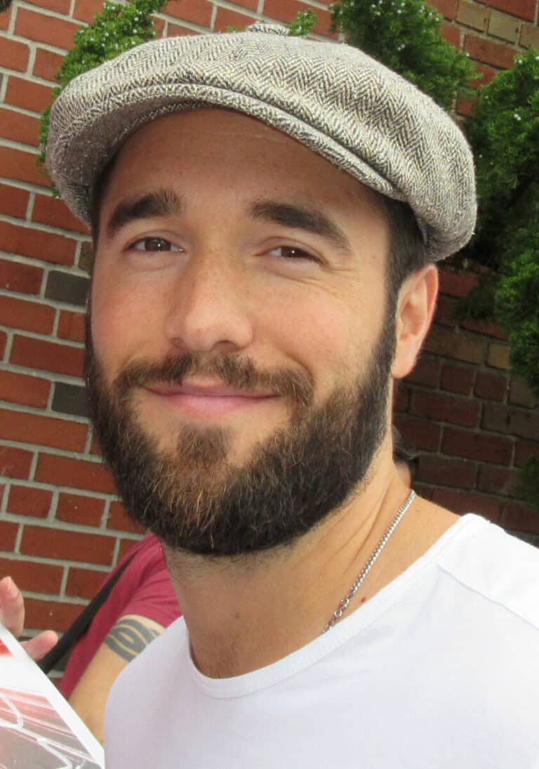 Joshua Bowman - Famous Actor