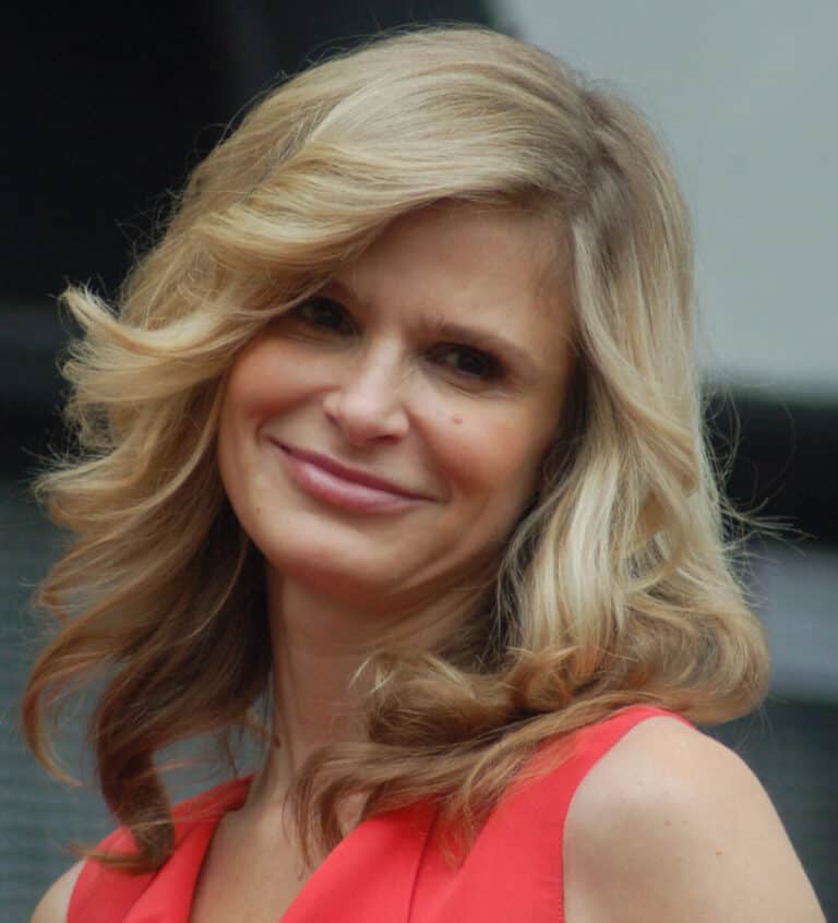 Kyra Sedgwick - Famous Actor