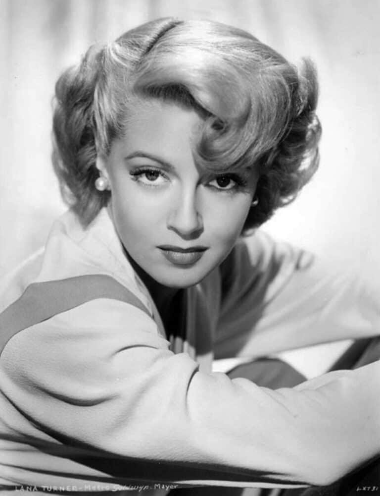 Lana Turner - Famous Actor