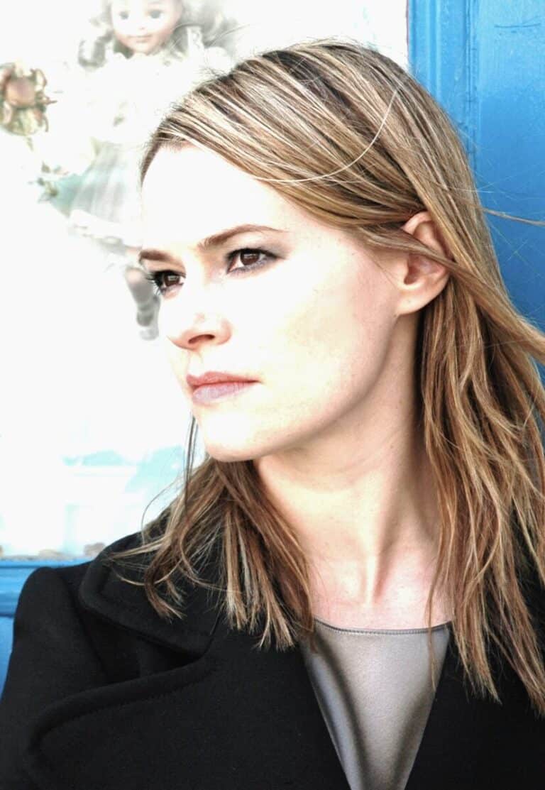 Leisha Hailey - Famous Actor