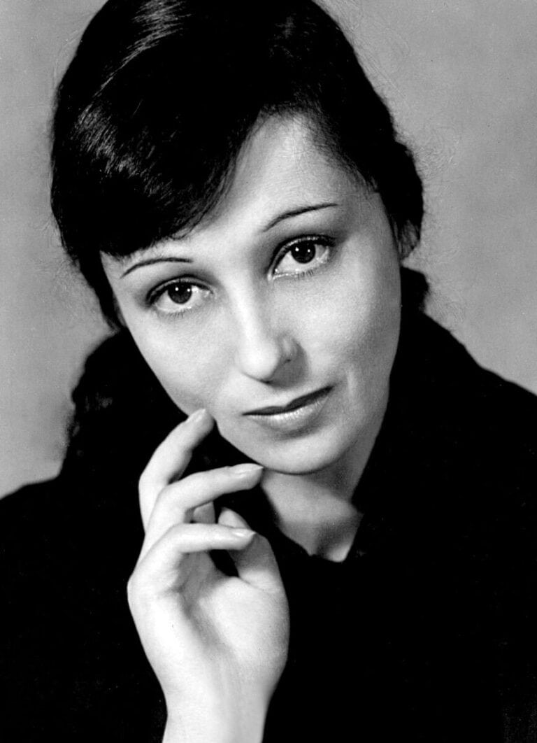 Luise Rainer - Famous Actor