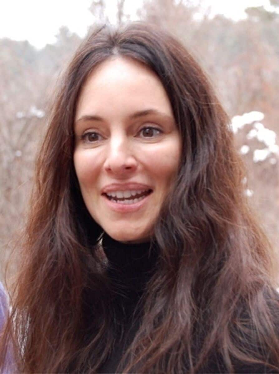 Madeleine Stowe - Famous Actor