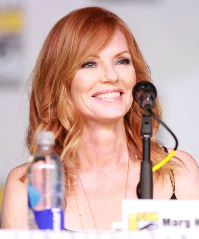 Marg Helgenberger - Famous Actor