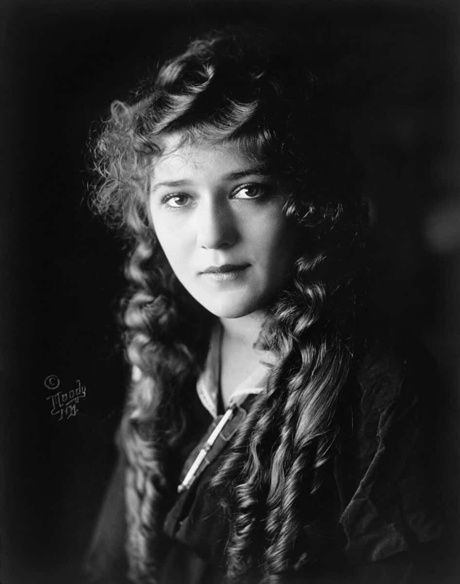 Mary Pickford - Famous Film Producer