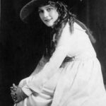 Mary Pickford - Famous Screenwriter