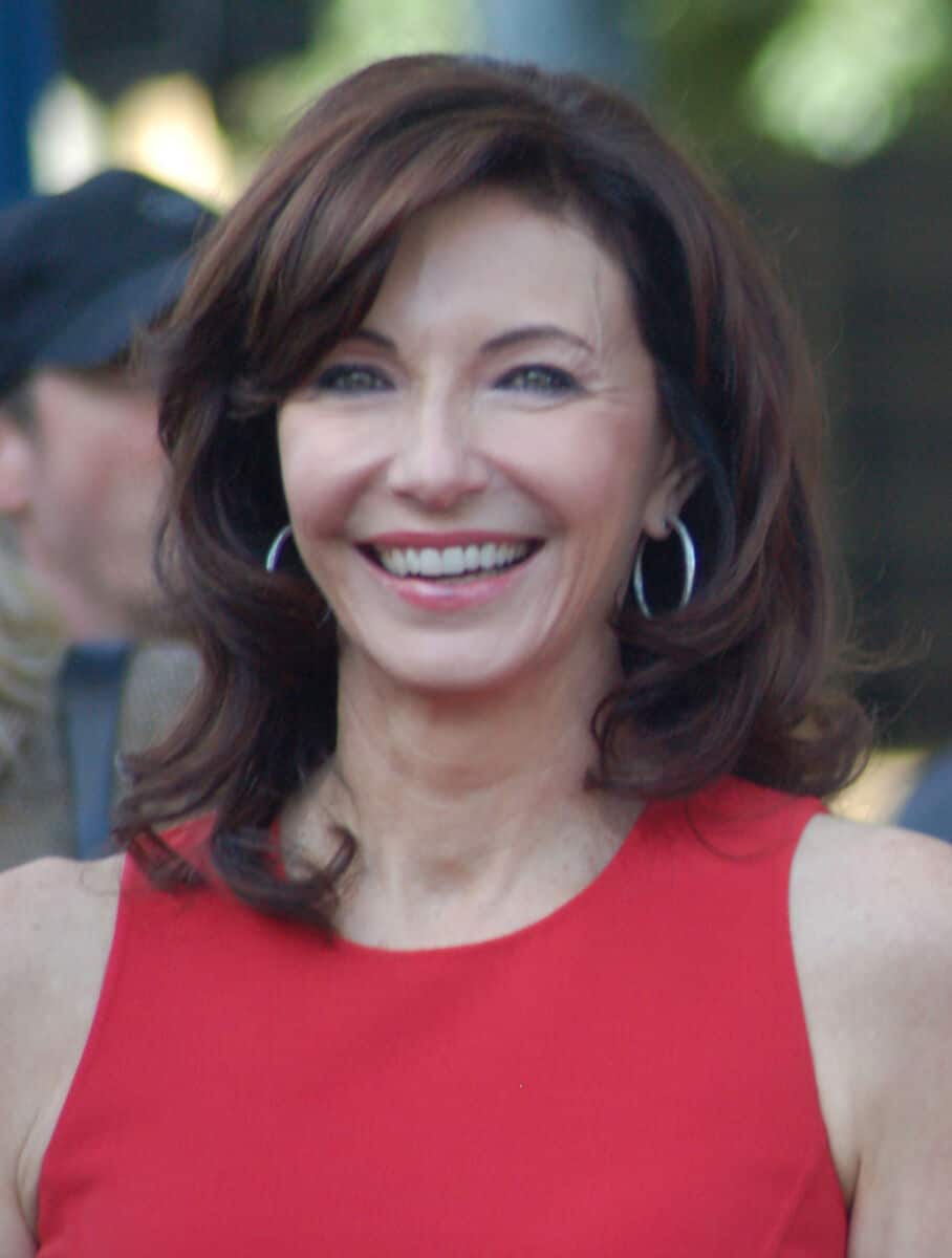 Mary Steenburgen - Famous Television Producer