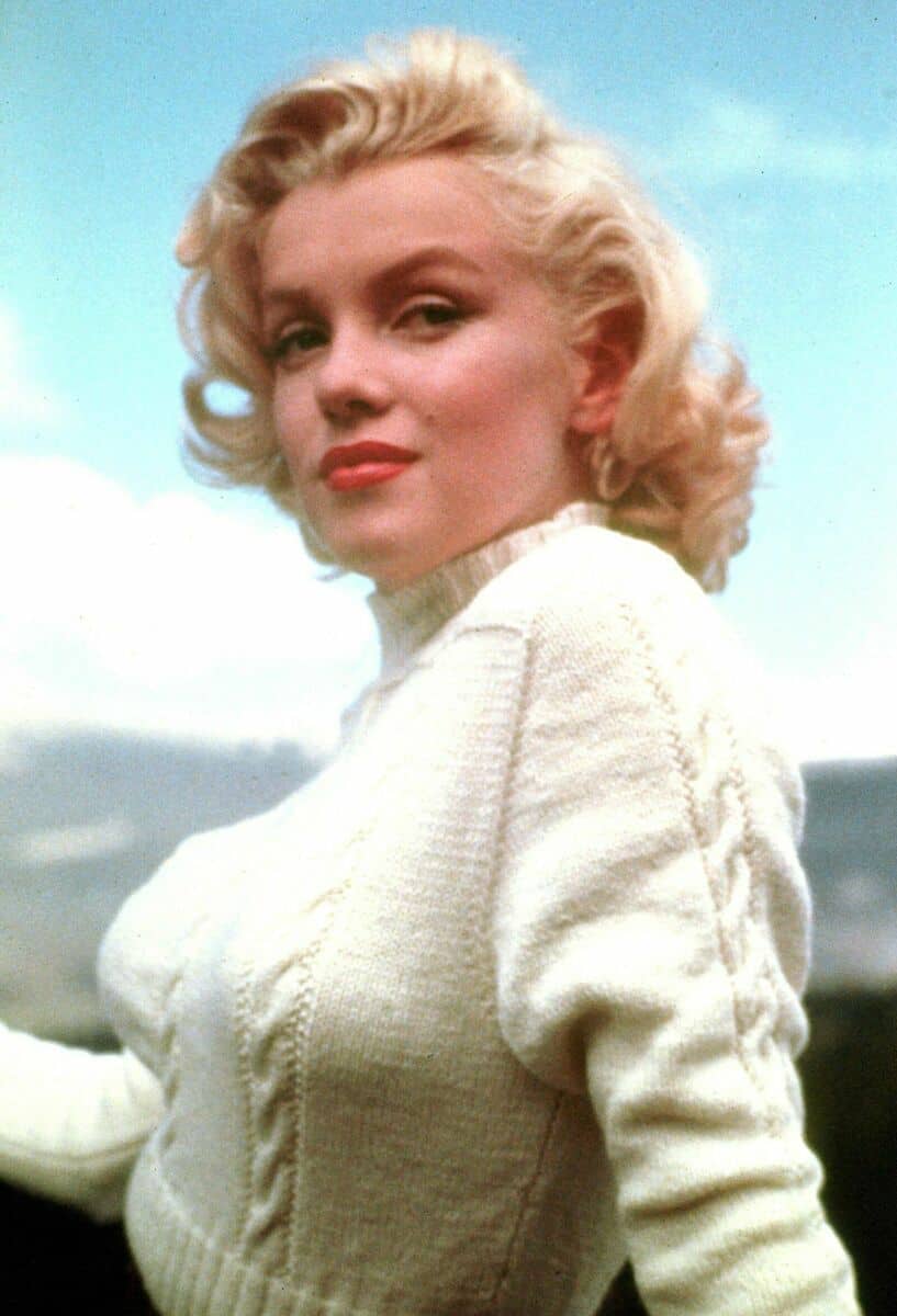Marilyn Monroe - Famous Singer