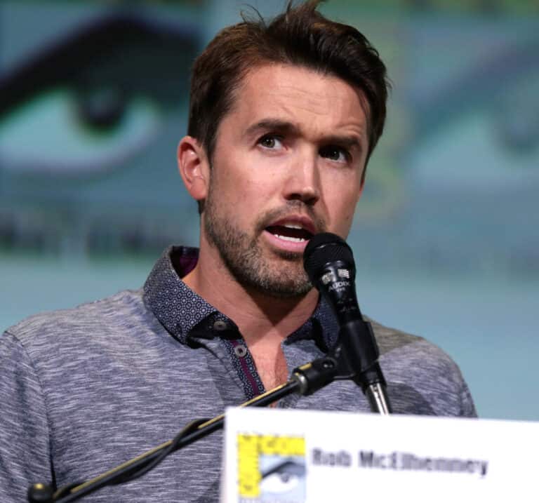 Rob McElhenney - Famous Actor