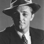 Robert Mitchum - Famous Singer