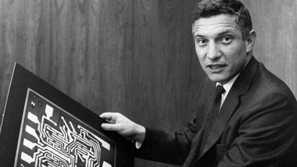 Robert Noyce net worth in Business category