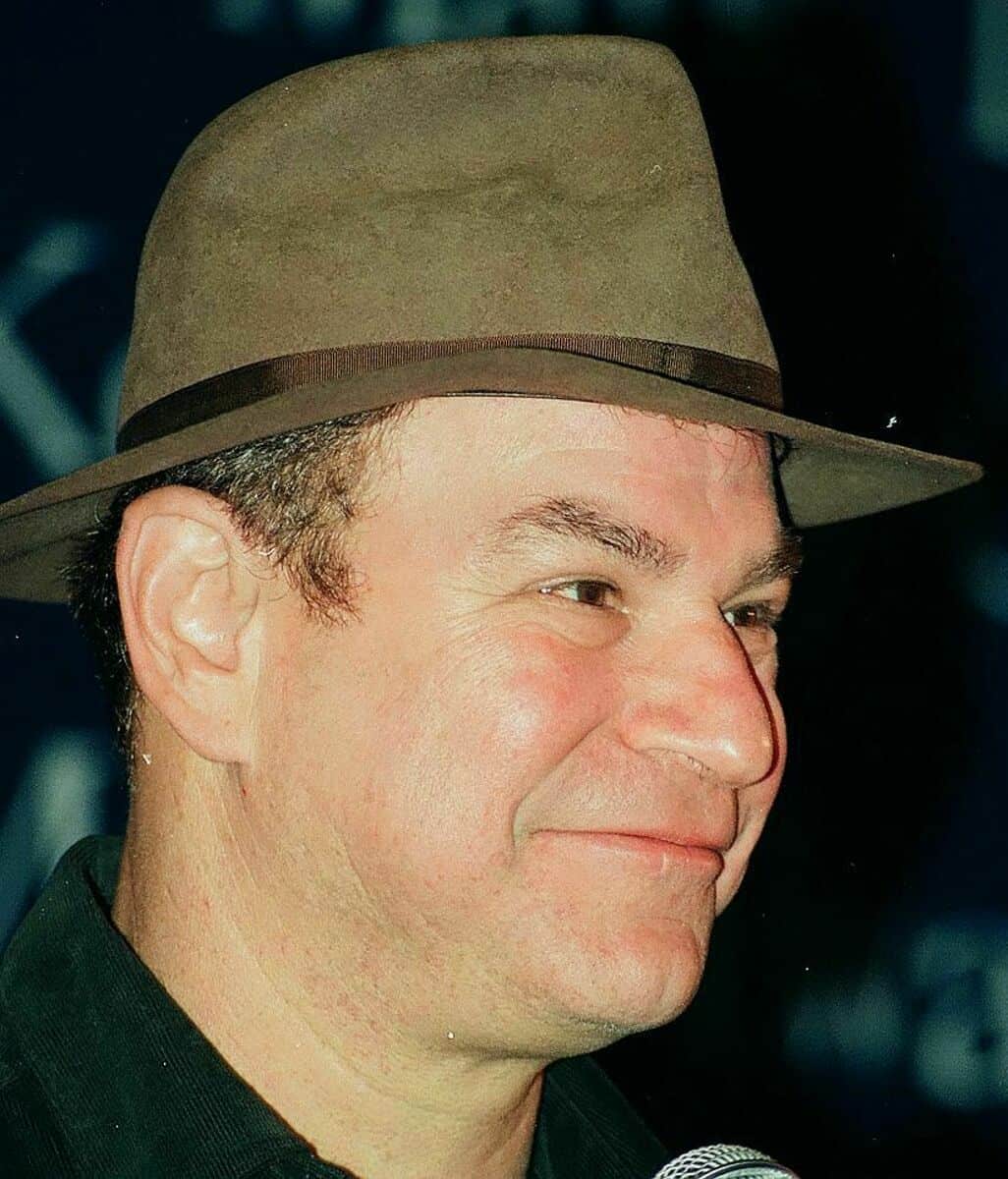 Robert Wuhl - Famous Television Producer