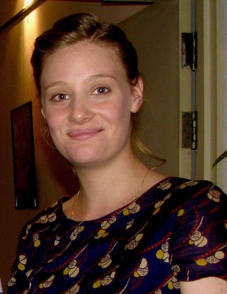 Romola Garai - Famous Model