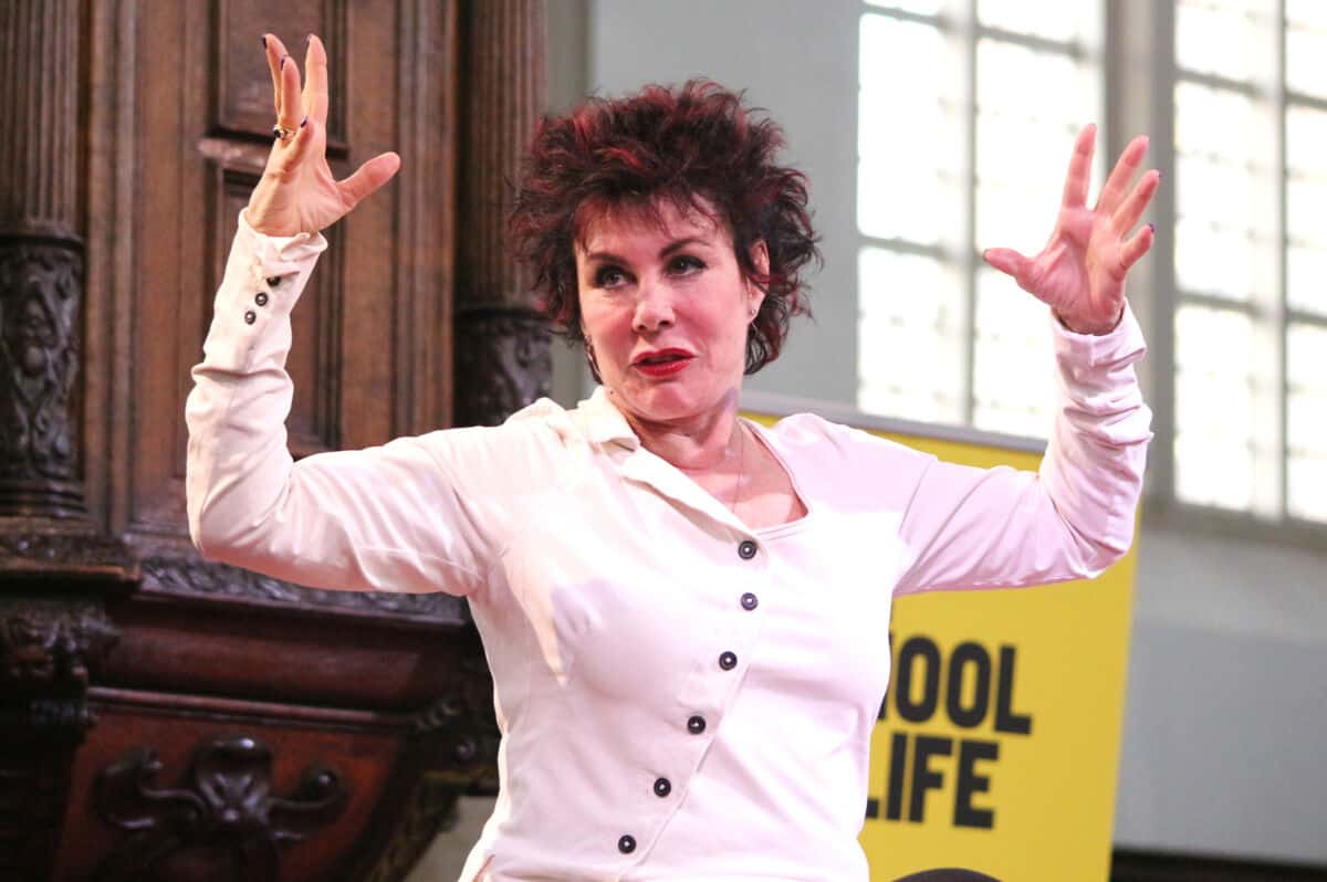 Ruby Wax - Famous Actor