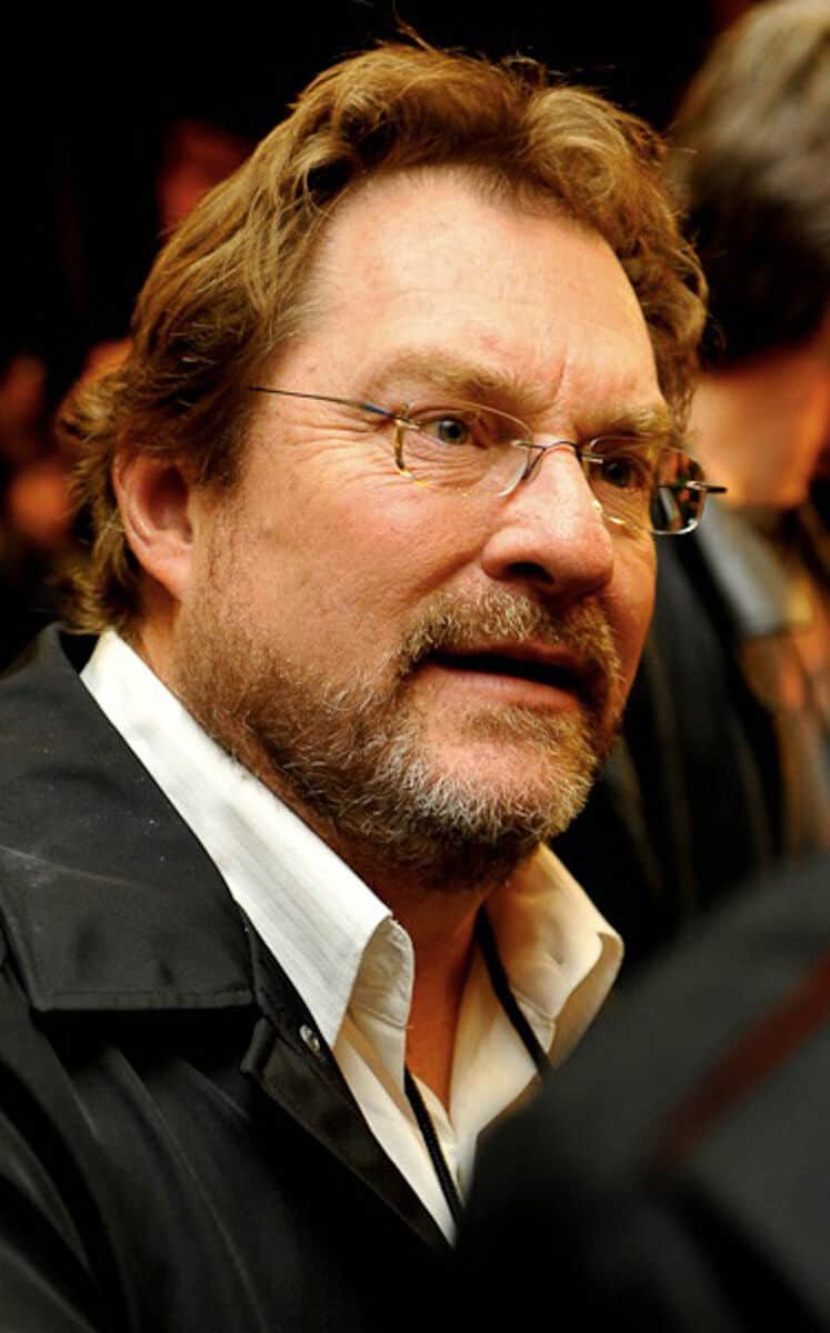 Stephen Root - Famous Voice Actor
