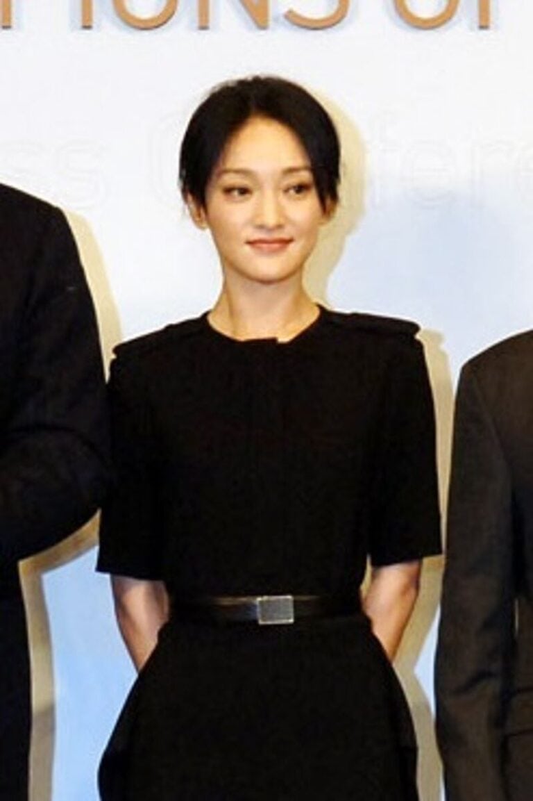 Zhou Xun - Famous Singer