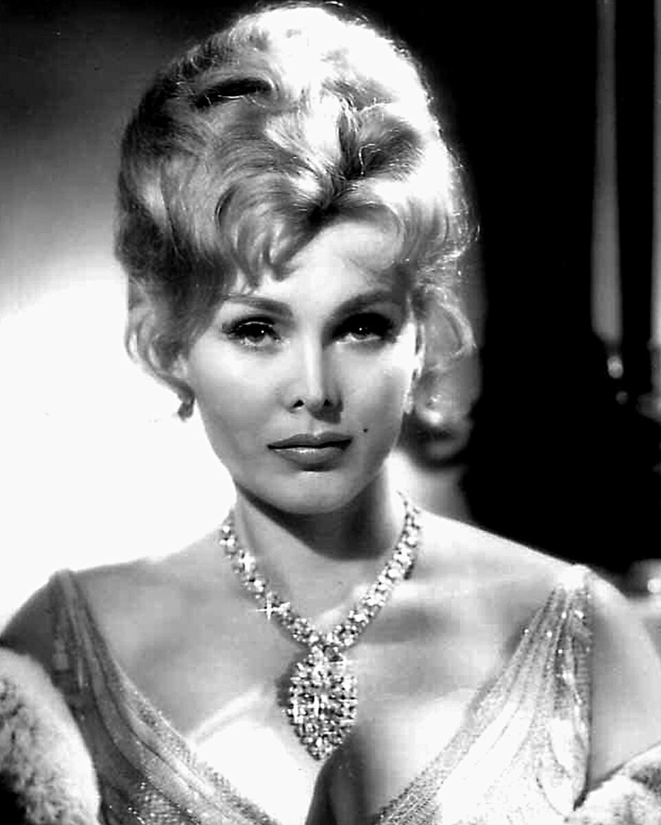 Zsa Zsa Gabor - Famous Actor