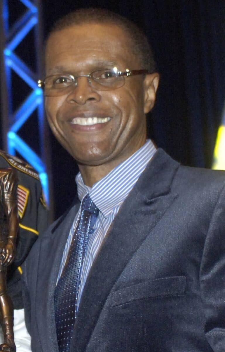 Gale Sayers - Famous Actor