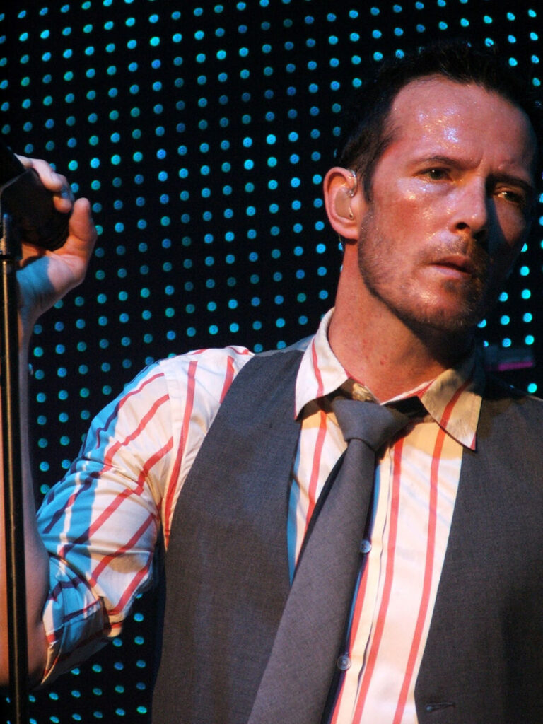 Scott Weiland - Famous Singer-Songwriter