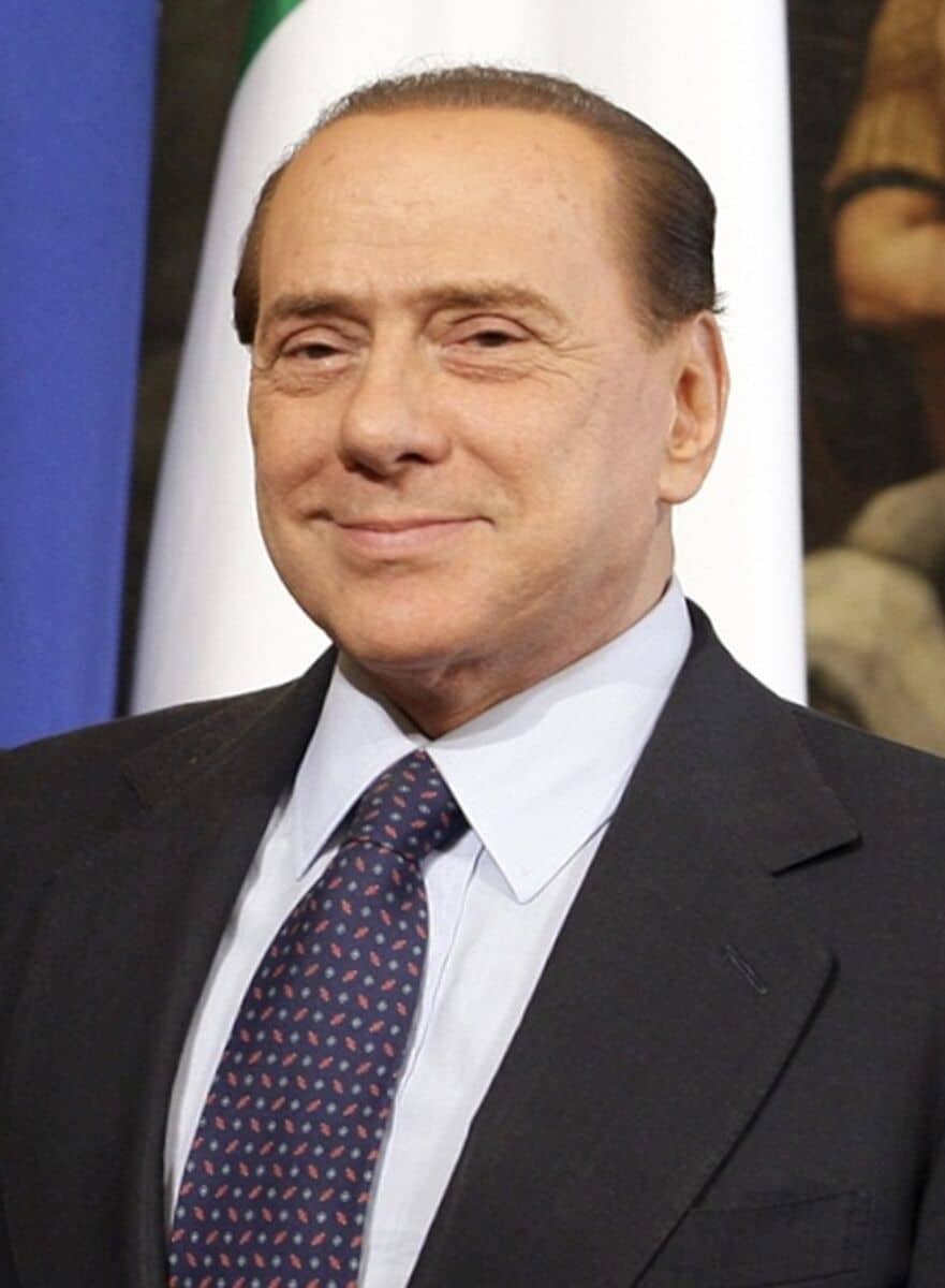 Silvio Berlusconi net worth in Politicians category