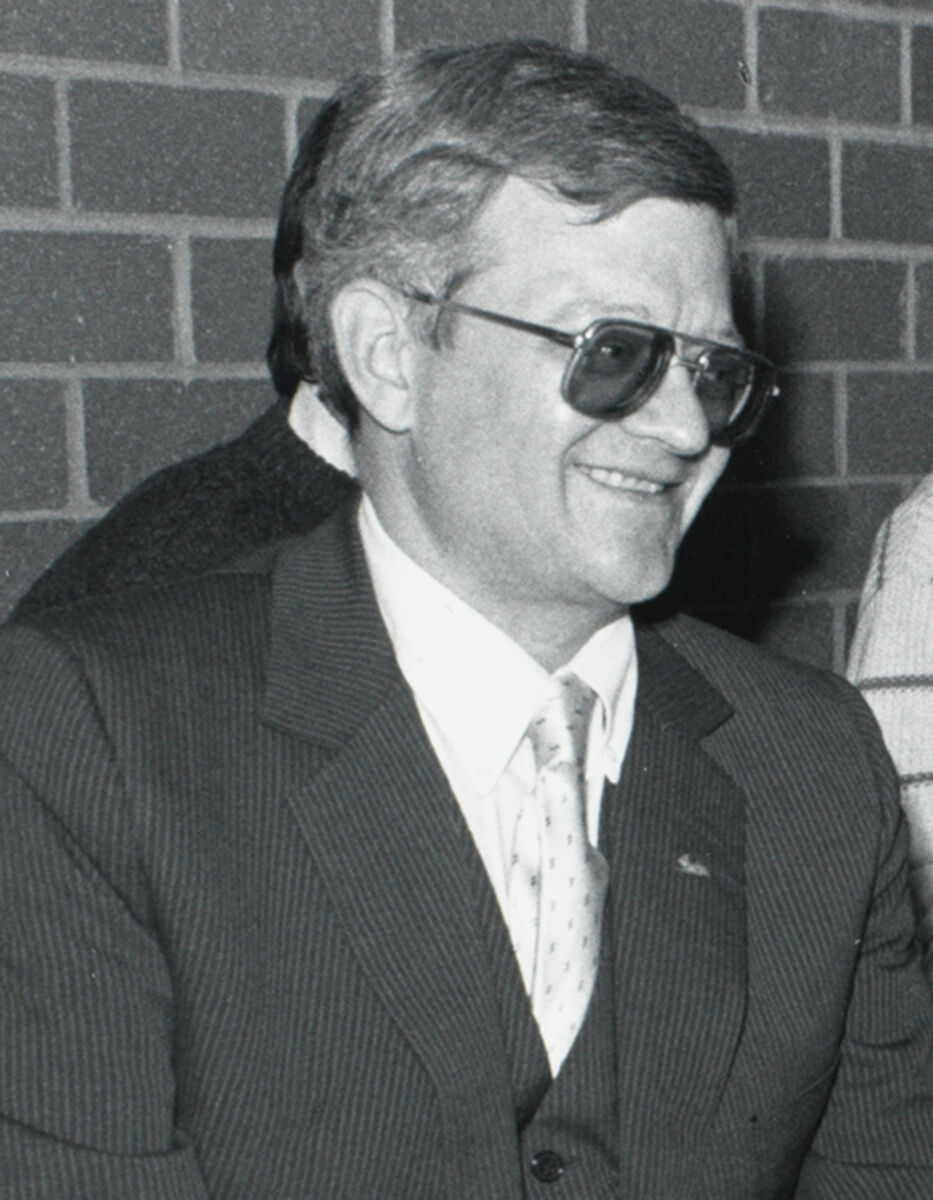 Tom Clancy net worth in Authors category