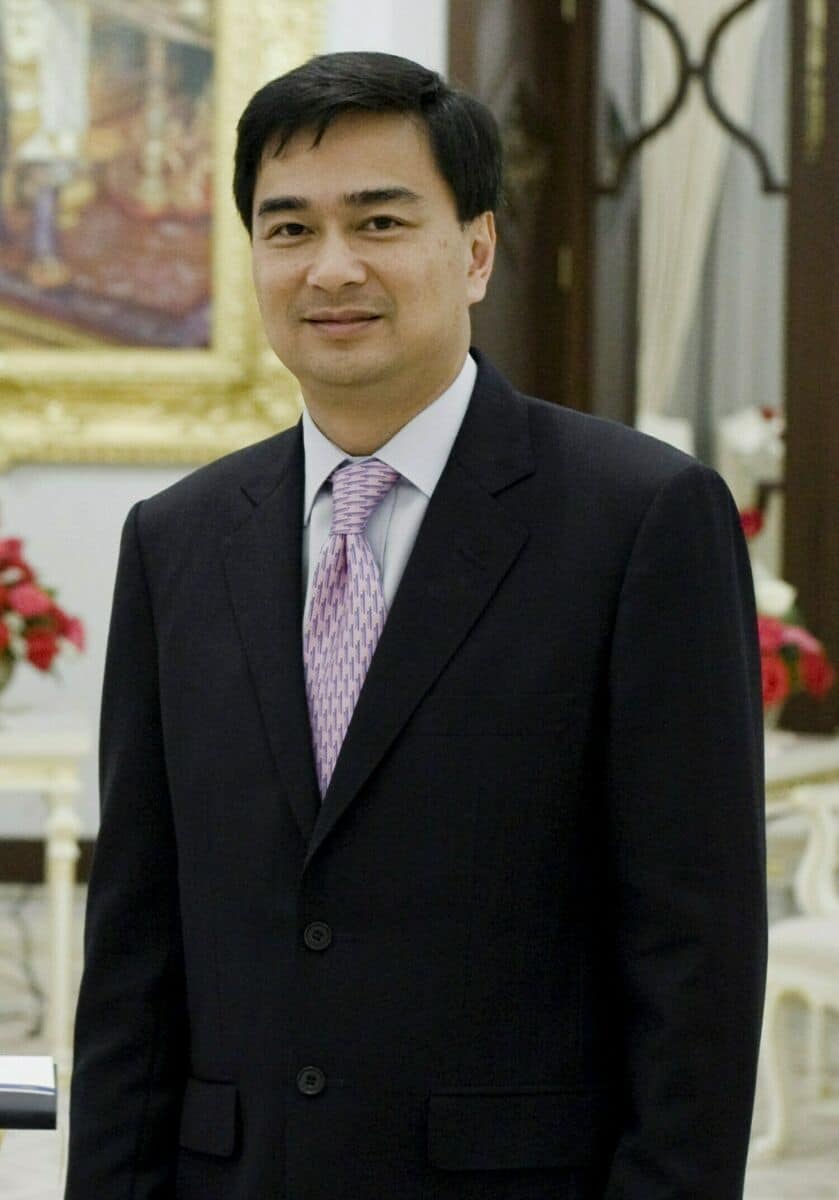 Abhisit Vejjajiva Net Worth Details, Personal Info