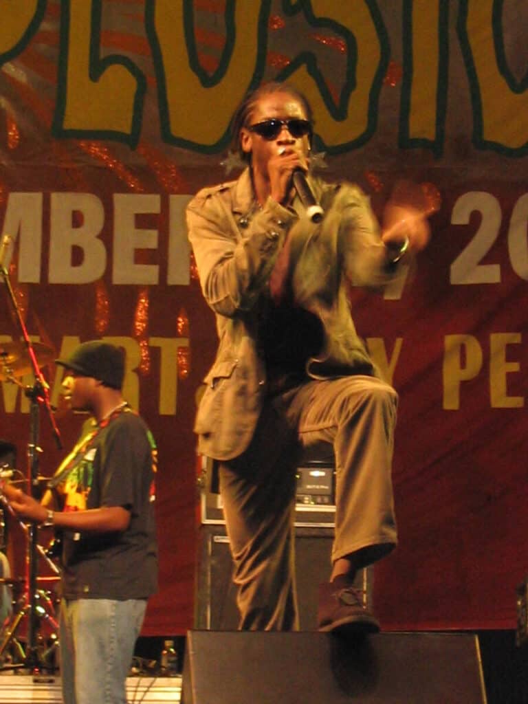 Bounty Killer - Famous Artist