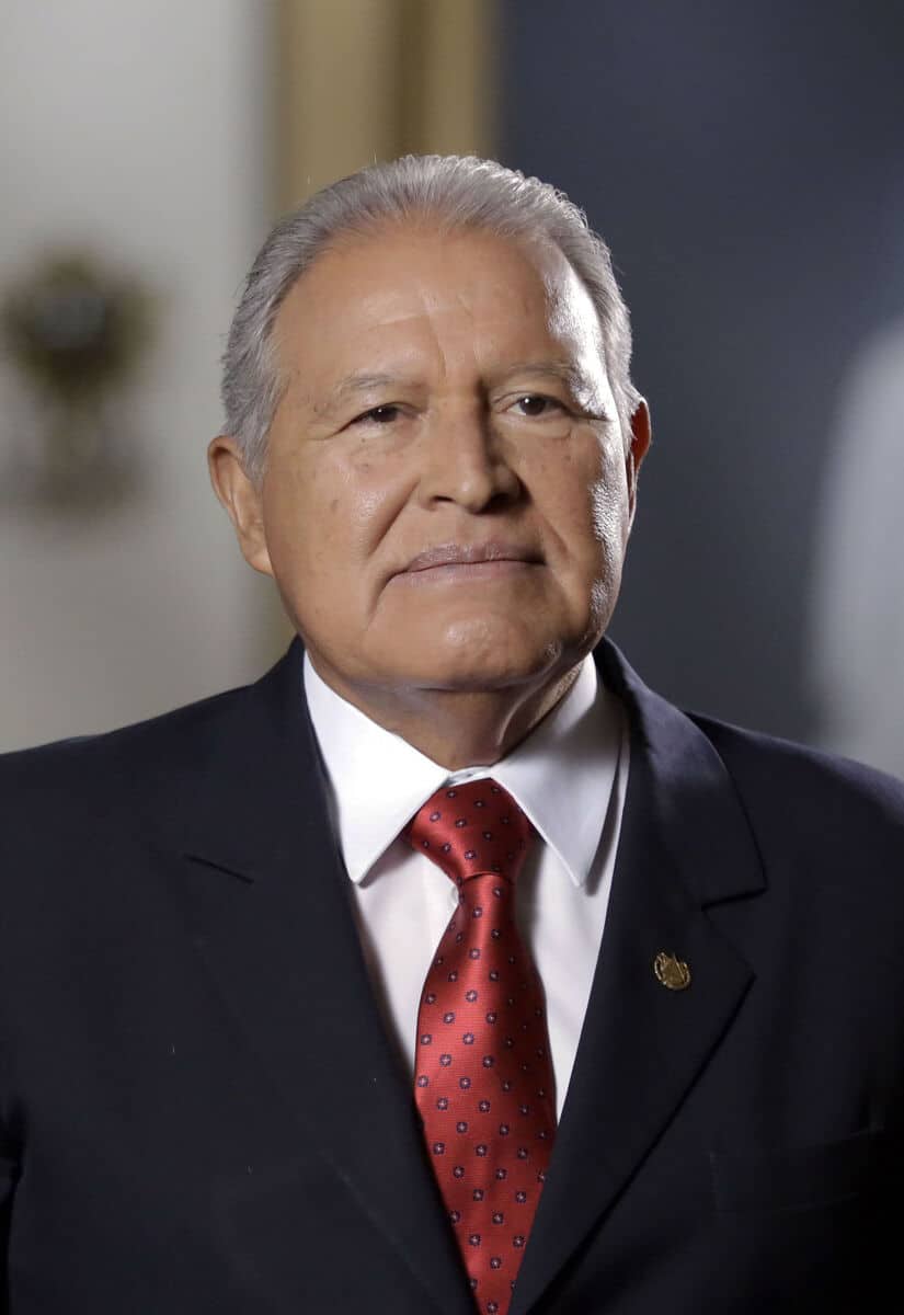 Salvador Sánchez Cerén - Famous Politician
