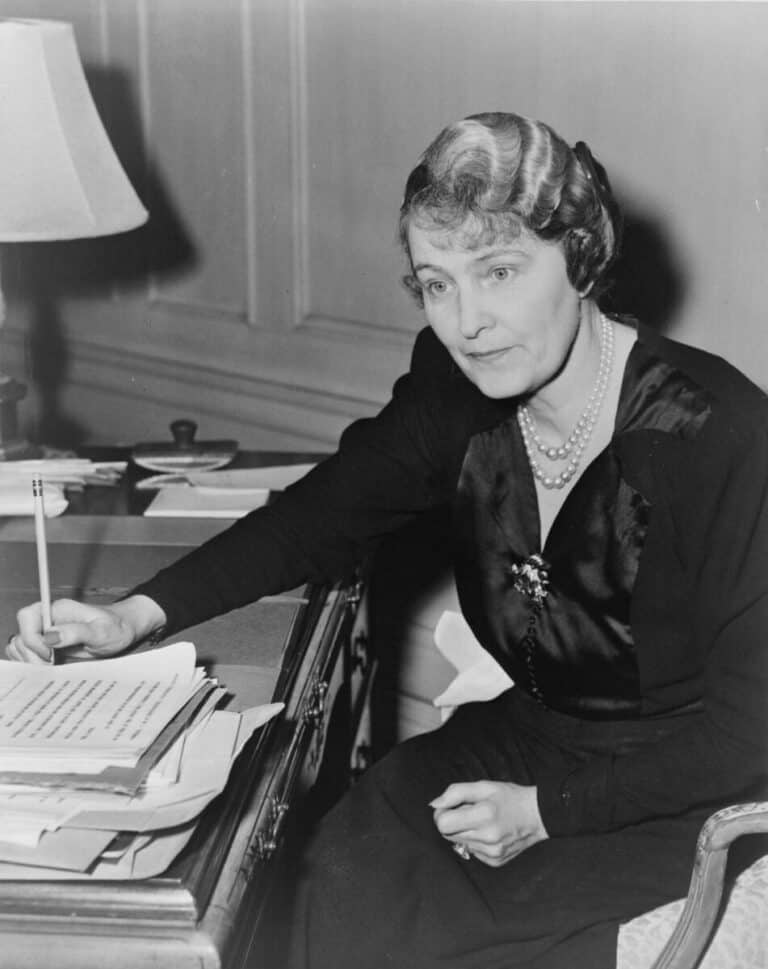 Marjorie Merriweather Post - Famous Businesswoman