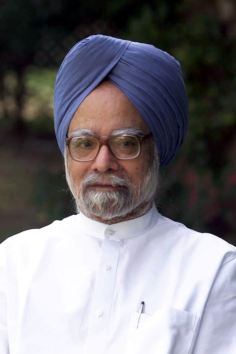 Manmohan Singh net worth in Politicians category