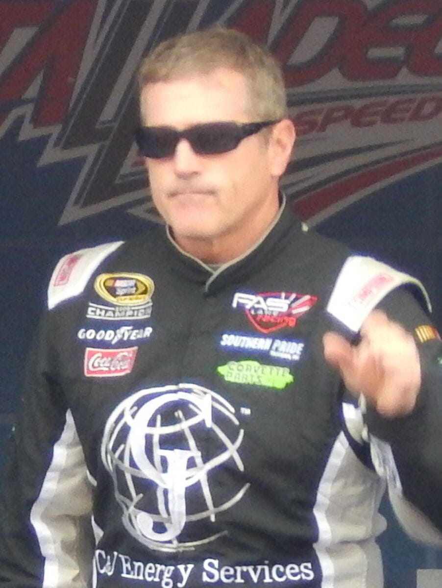 Bobby Labonte net worth in Racing category