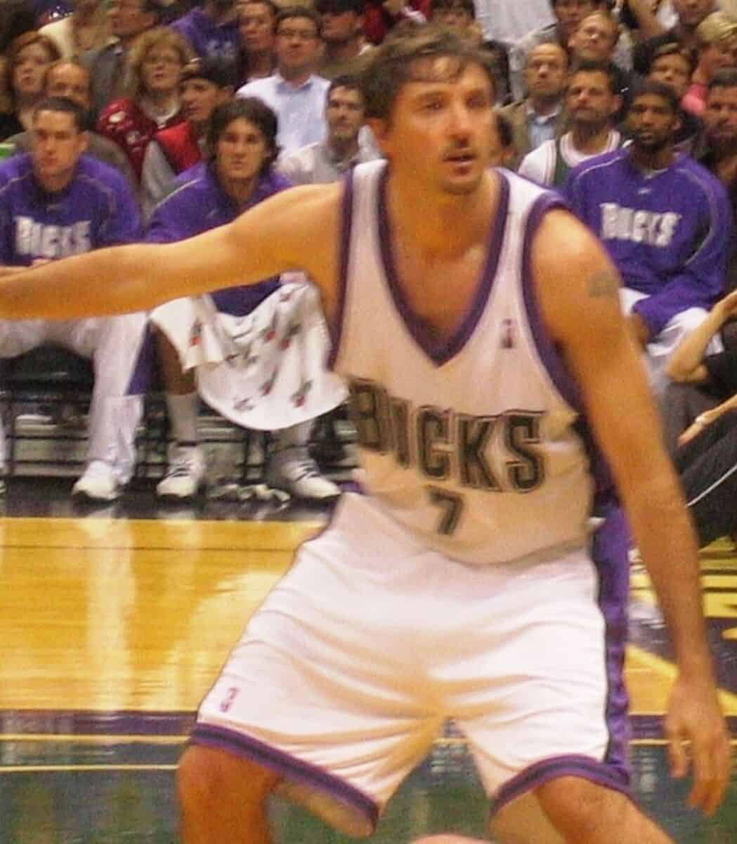 Toni Kukoc - Famous Basketball Player