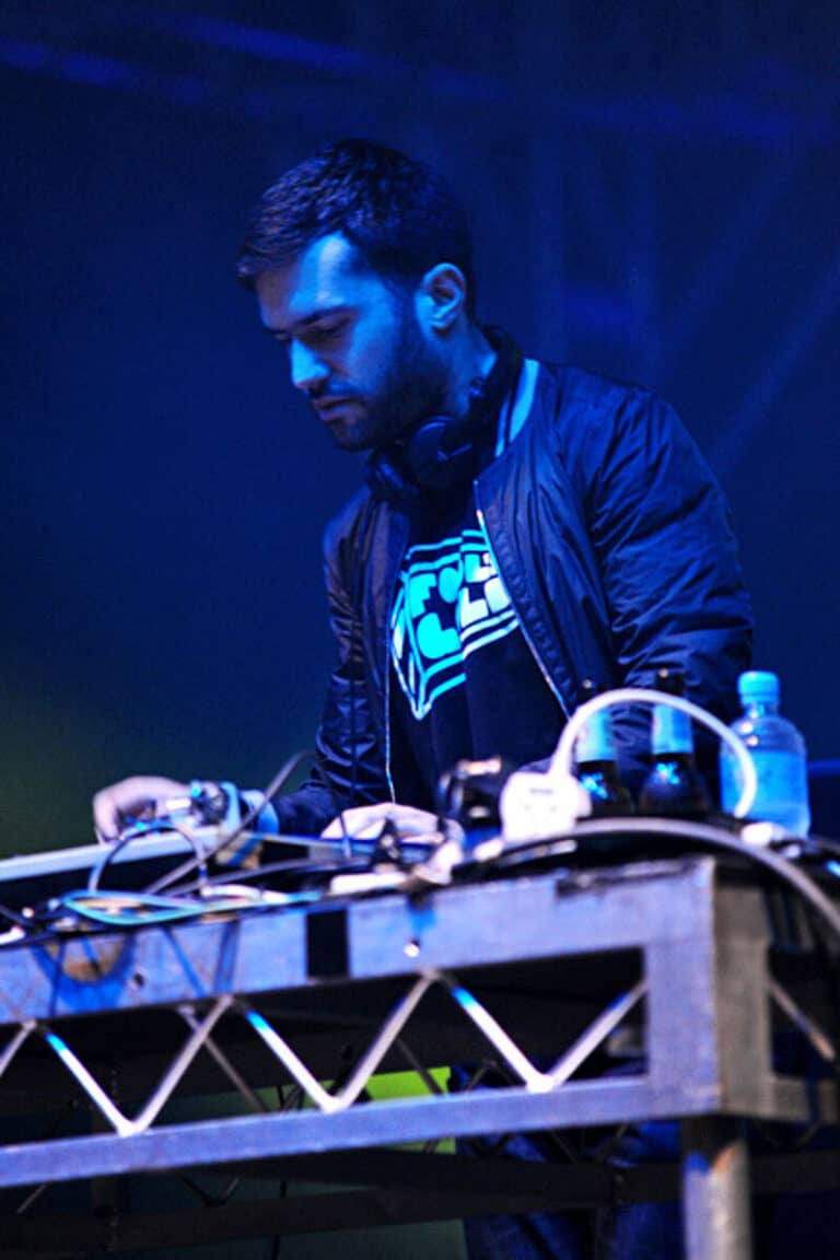 A-Trak - Famous Disc Jockey