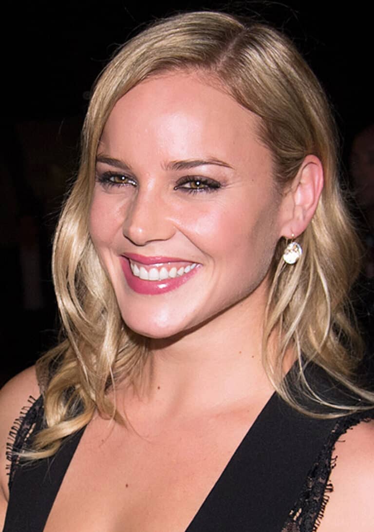 Abbie Cornish - Famous Model